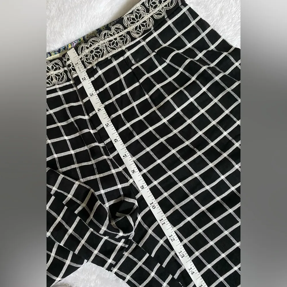 Pants| Anthropologie  Wide Leg Crop Linen Black White Pants. - Image 11