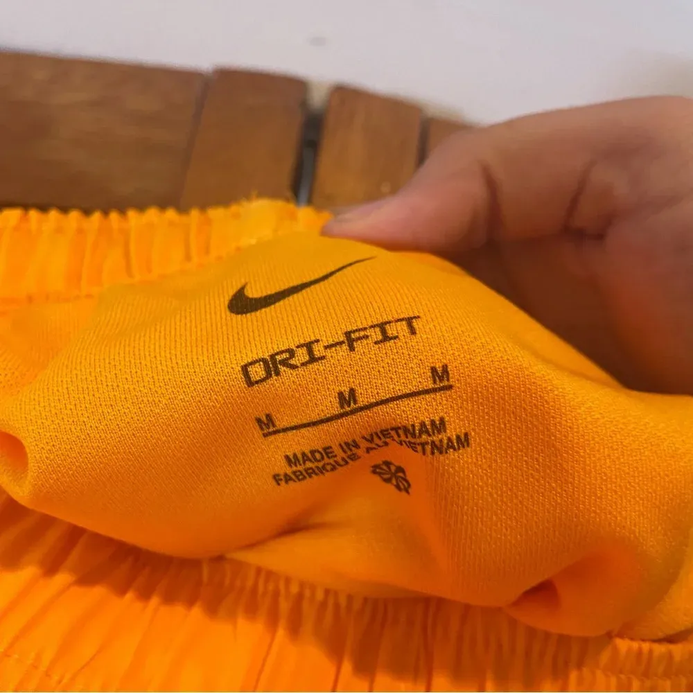 Nike Women’s Dri-Fit Lined Orange Tempo Athletic Shorts Sz M NWT - Image 6