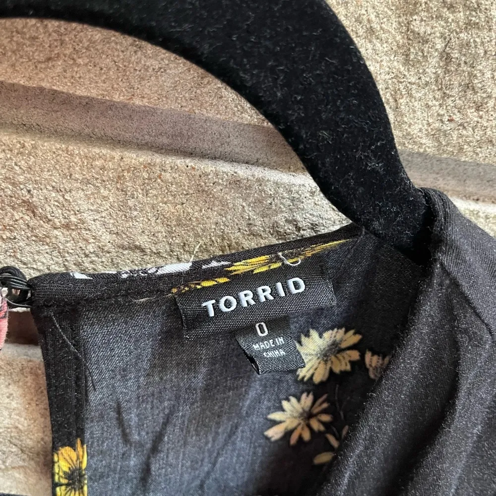 Torrid Floral Wide Leg Challis Jumpsuit Romper Women's Plus Black 0X - Image 6