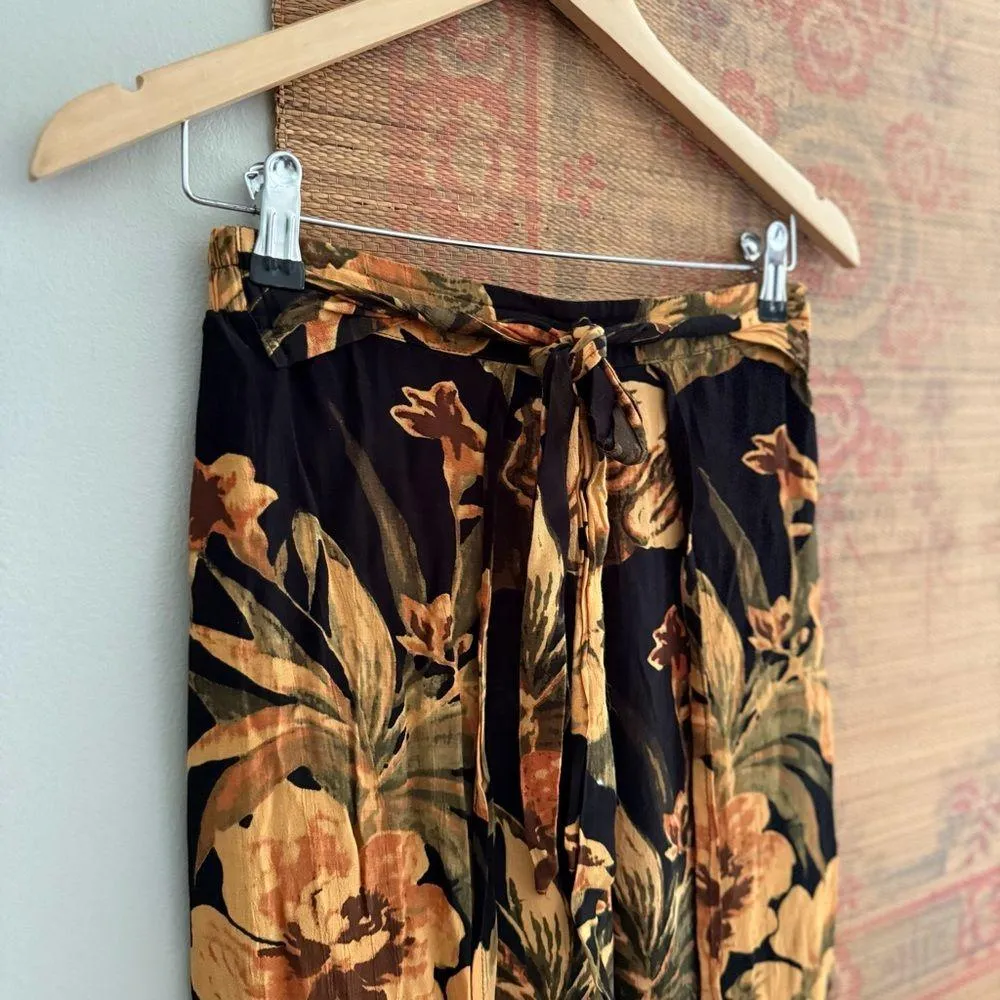 Faithfull The Brand 'Tiki Tiki' Pavillion Wide-Leg Pants - Image 9