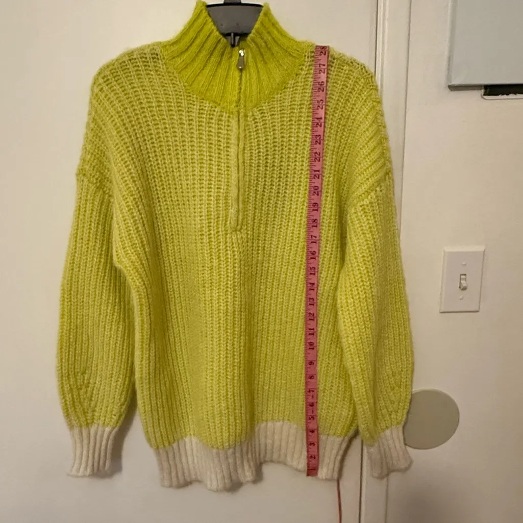 Vero Moda Lime Green Turtleneck Sweater with Cream Hem - Image 5