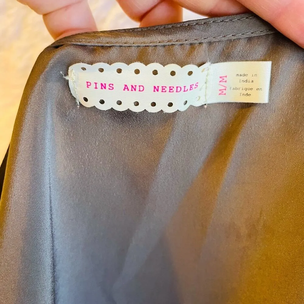 Pins & Needles v neck long sleeve tie waist brown jumpsuit Size M - Image 2