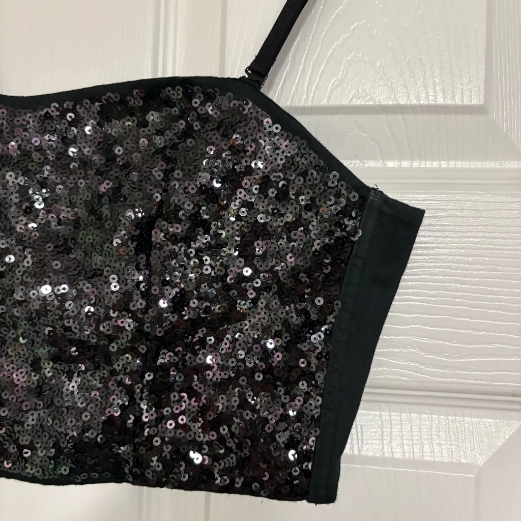 Pink‎ Victoria’s Secret Black Sequin Crop Tank Top Size Medium - Image 3