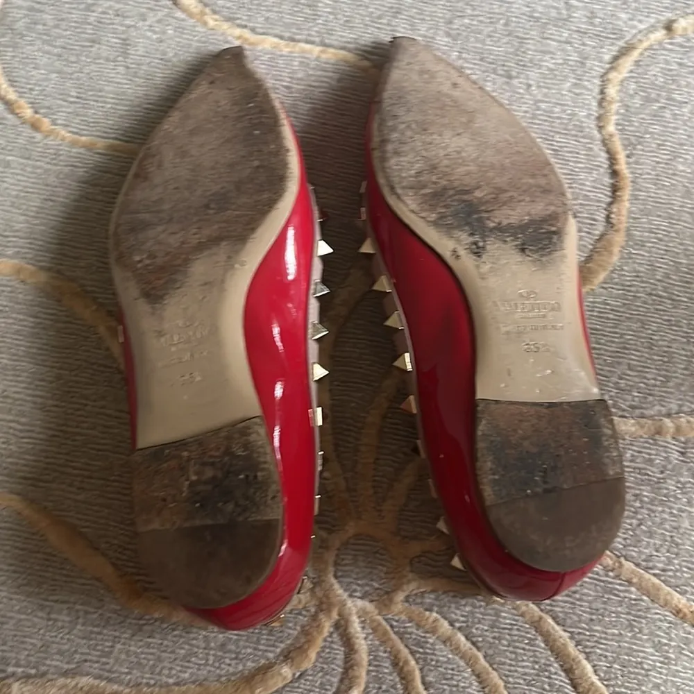 Valentino Garavani  | Rockstud Flats Red Studded 35.5 - Image 6