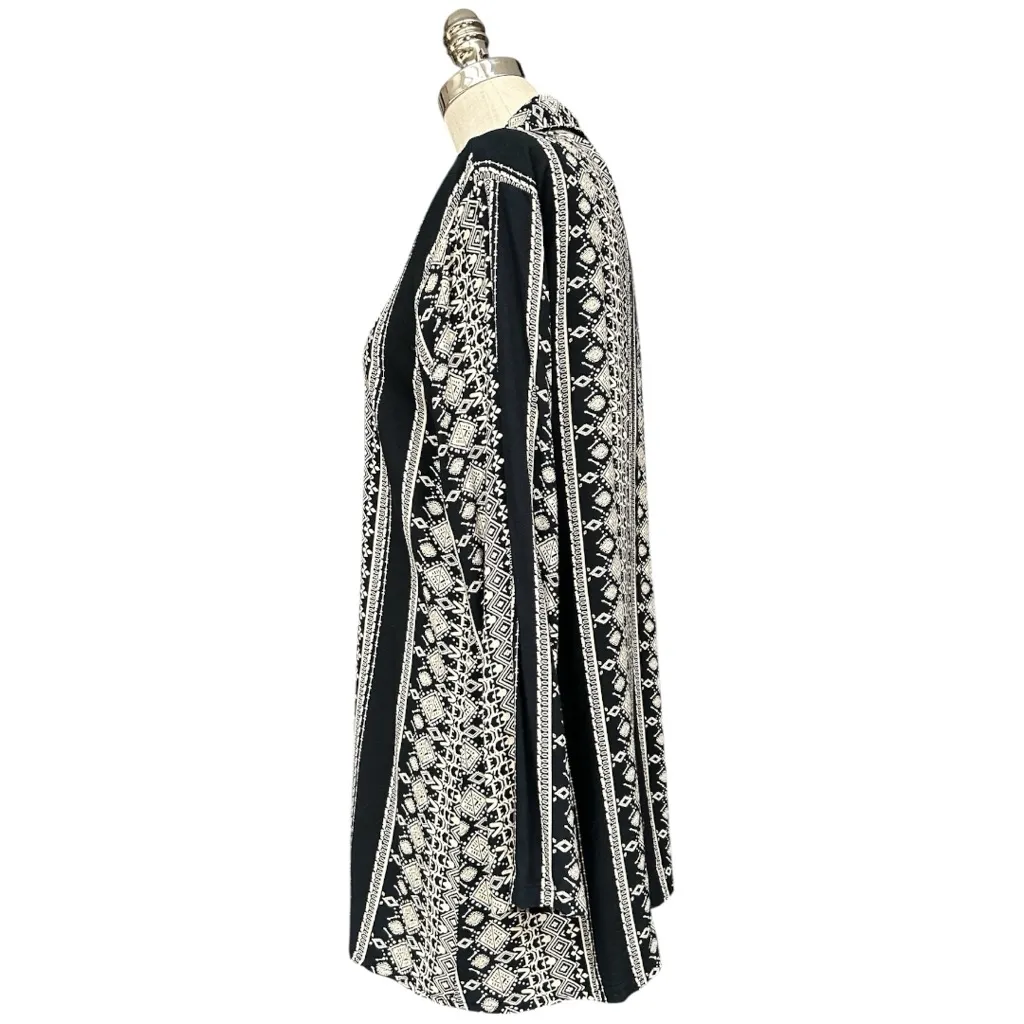 Kaktus Black & Cream Tribal Print Tunic, Size Medium, Boho Lightweight Fall Top - Image 4