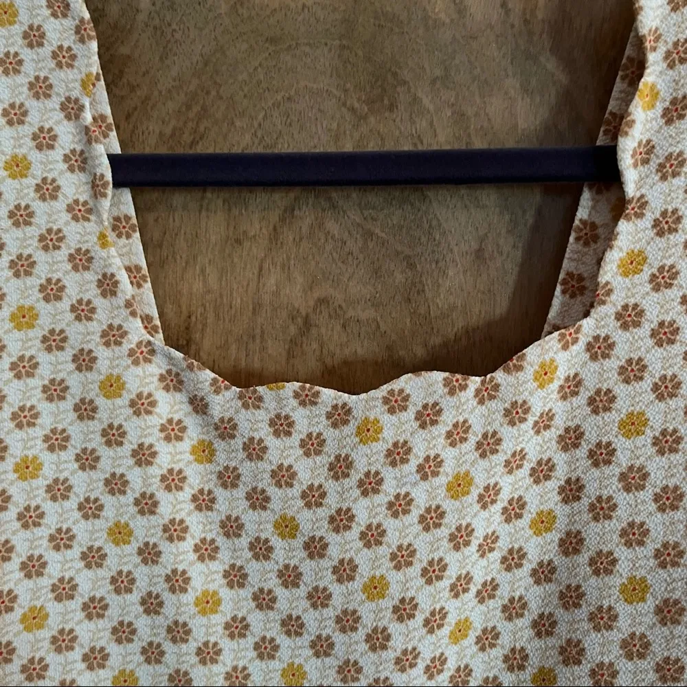 Monteau Floral Tank Top - Image 2