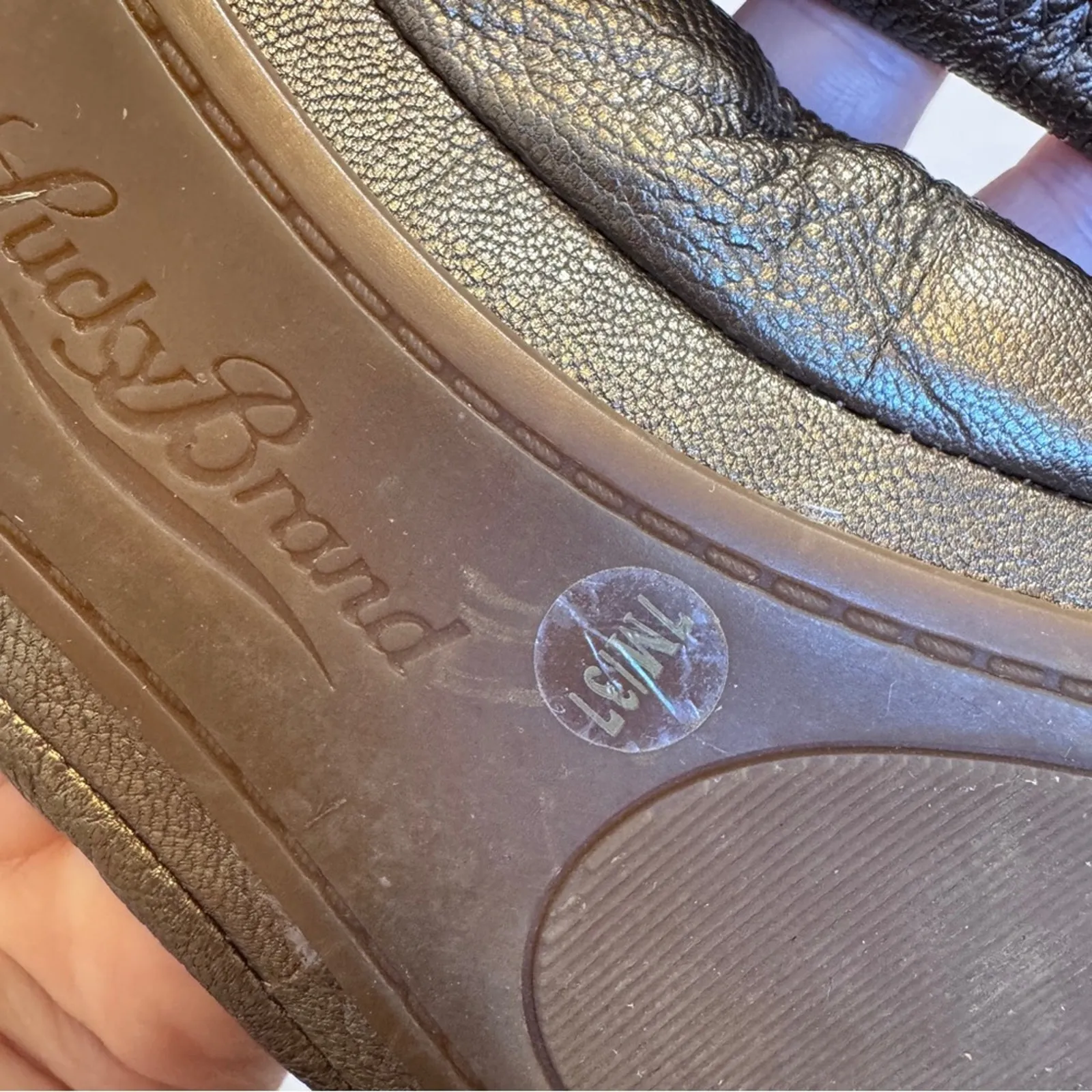 Lucky Brand Gold Leather Slip On Ballet Flats Womens 7 Comfort Shoes Fall Casual - Image 4