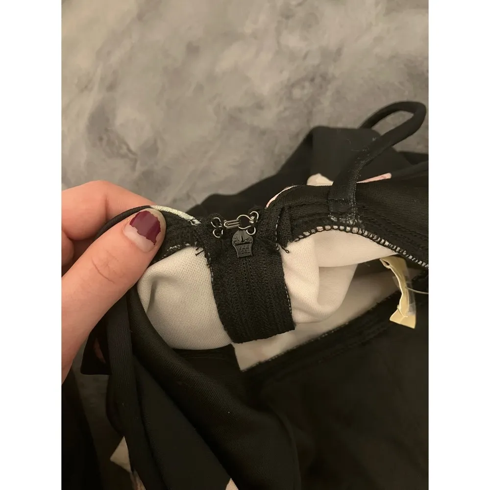 NWT strappy low back formal dress - Image 4