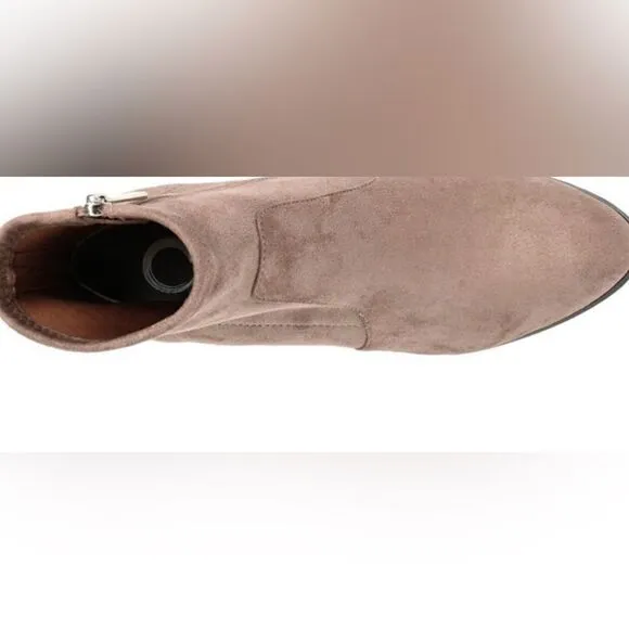 Journee Collection Wedge Bootie‎ - Image 6