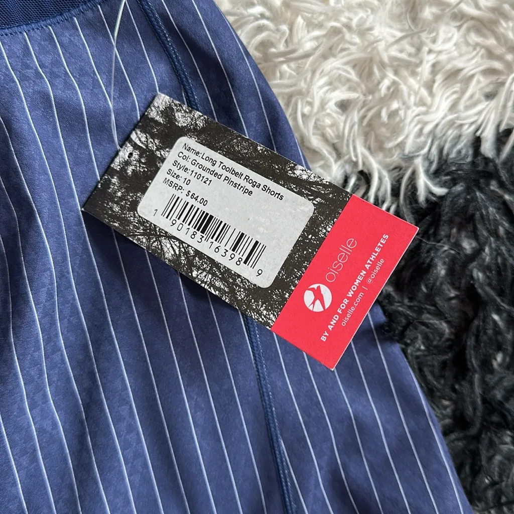 Oiselle Long Toolbelt Navy Pinstripe Athletic Shorts, Sz 10, NWT - Image 3