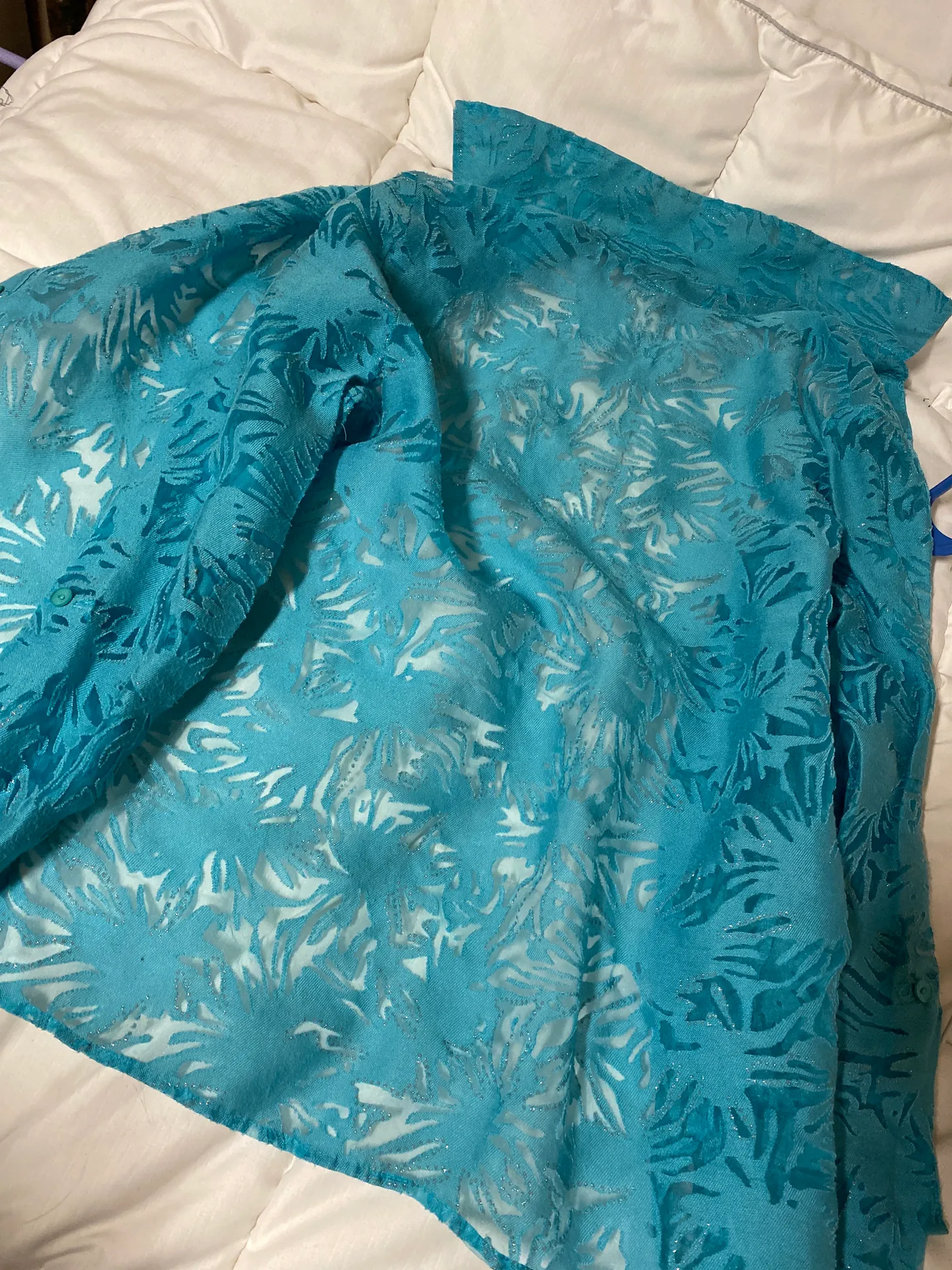 Sparkly Blue Top Size L - Image 4