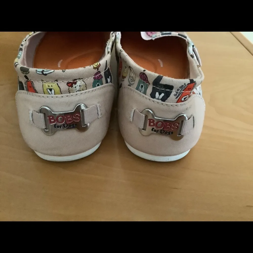 Bobs Skechers memory foam slip on shoes size 8 multicolored flat casual shoes - Image 2