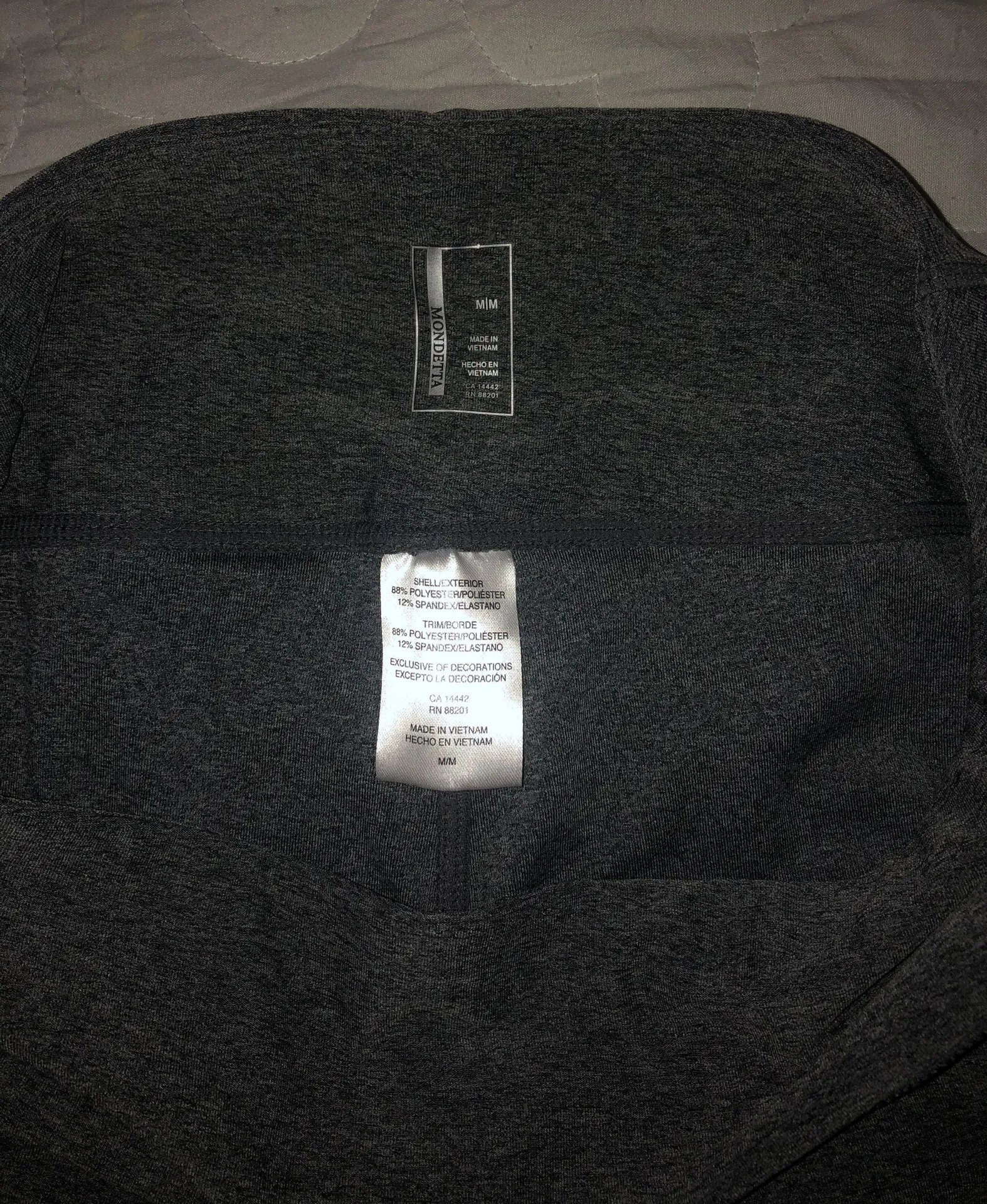 Gray Pocket Leggings With Mesh Detailing - Image 5