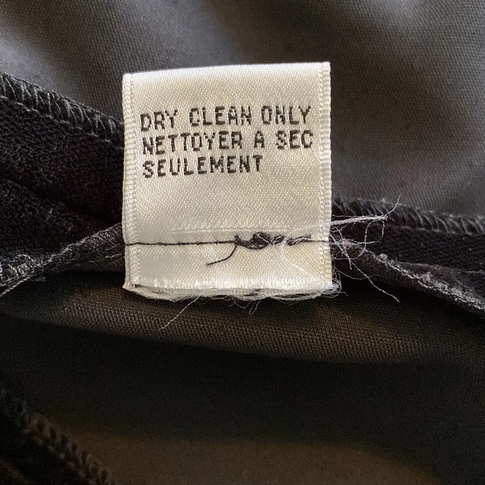 Talbots Petites Size 6 Black Velvet Button up Jacket - Image 8