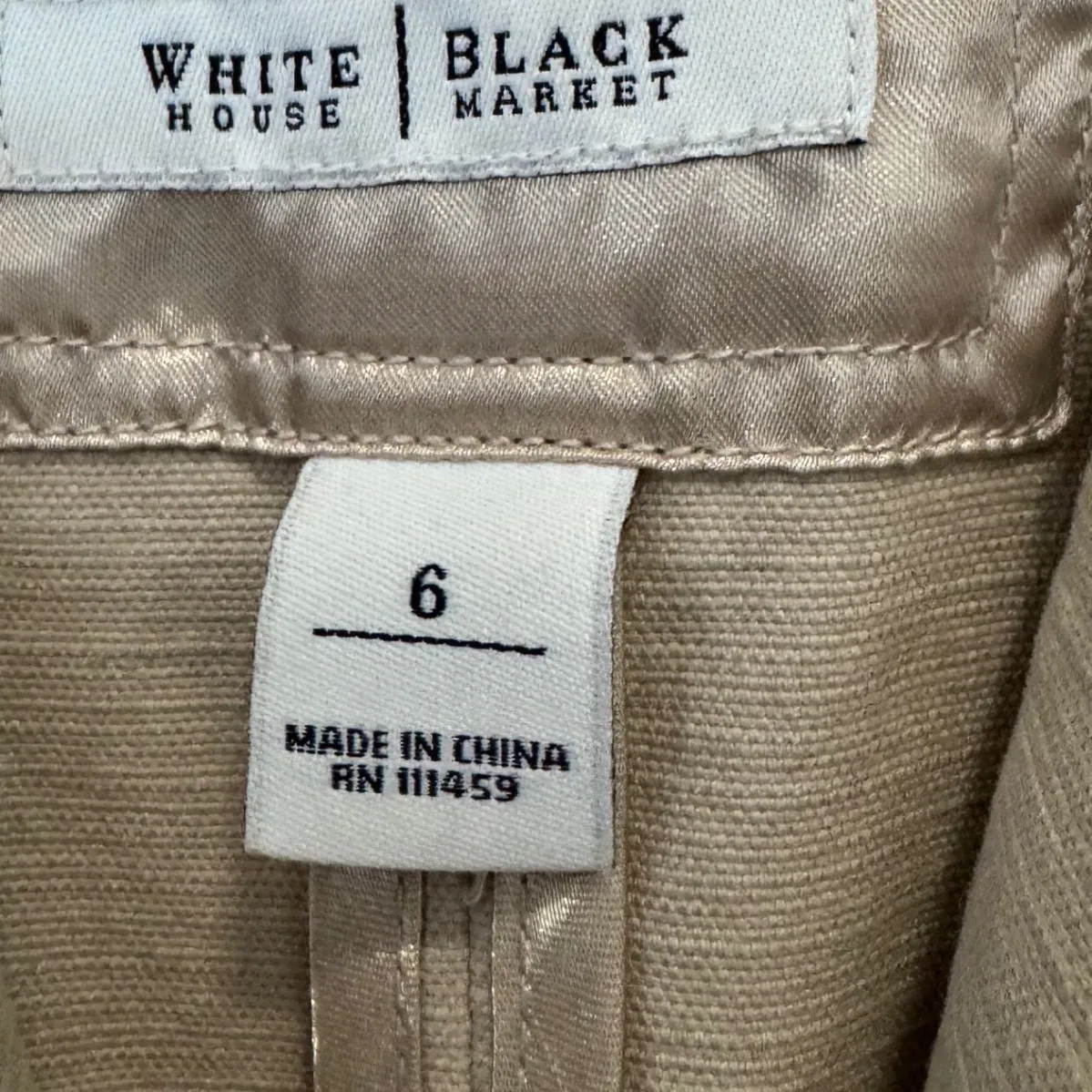 White House Black Market Short Sleeve Blazer Jacket Tan Button Front Size 6 - Image 3