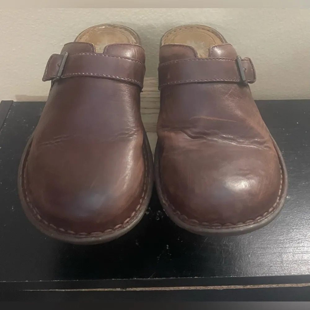 Ugg Clogs Leather Livia Brown Shearling Buckle Mules Shoes Womens Size 8 - Image 4