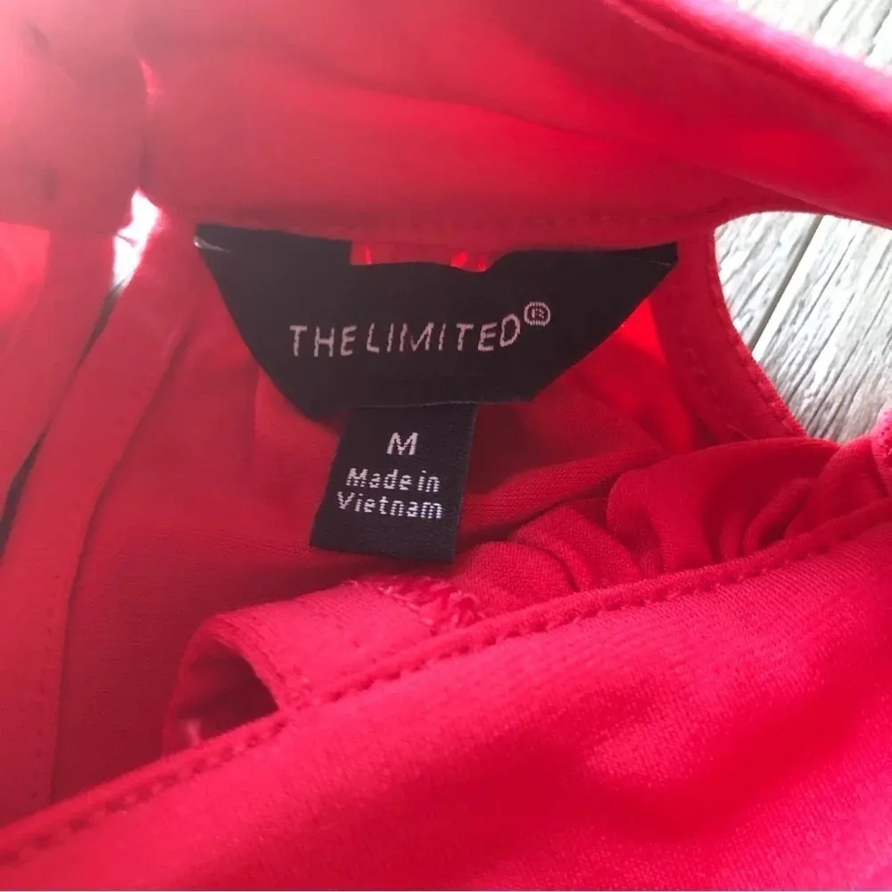 THE LIMITED Women's Solid Red Halter Top Size Medium - Image 6