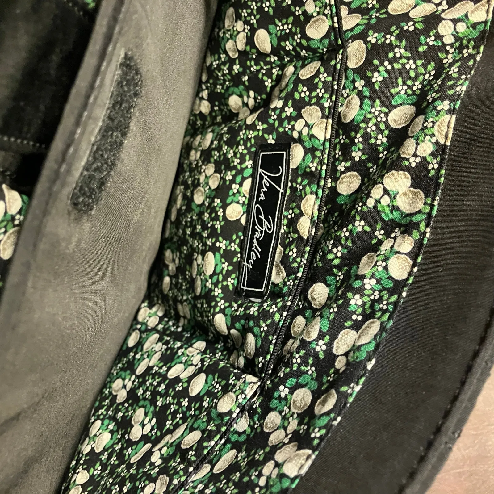 Vera Bradley Black Quilted Floral Laptop Messenger Bag Briefcase‎ Adjustable - Image 10