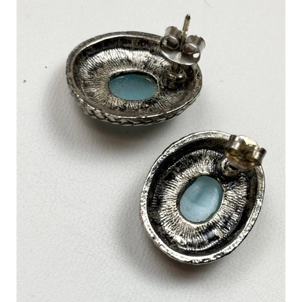 Vintage Silver - Image 2