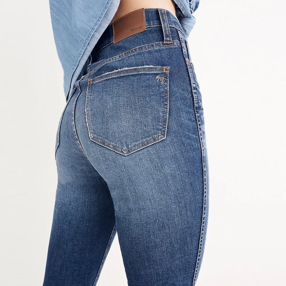 Madewell • 10" High-Rise Skinny Jeans Drop-Hem Edition Button Fly in Blue, Sz 24 - Image 13