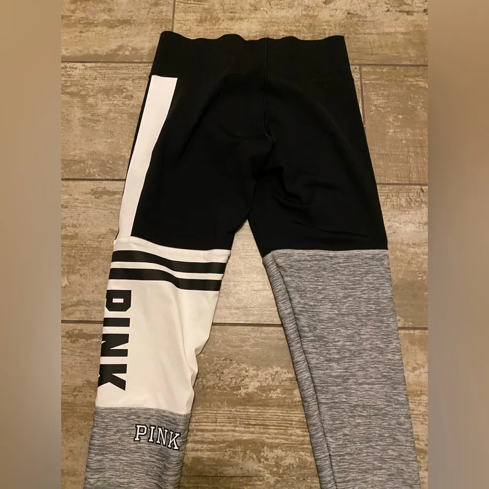 Victoria’s Secret Pink Ultimate Legging. NWOT - Image 9