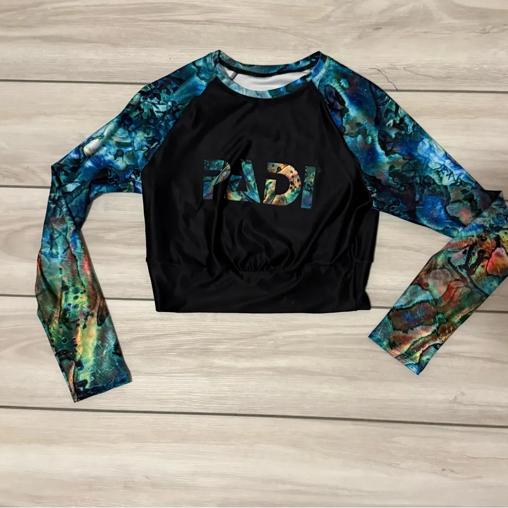 PADI Abalone Cropped Rashie Black XL NWT IN PACKAGE - Image 2