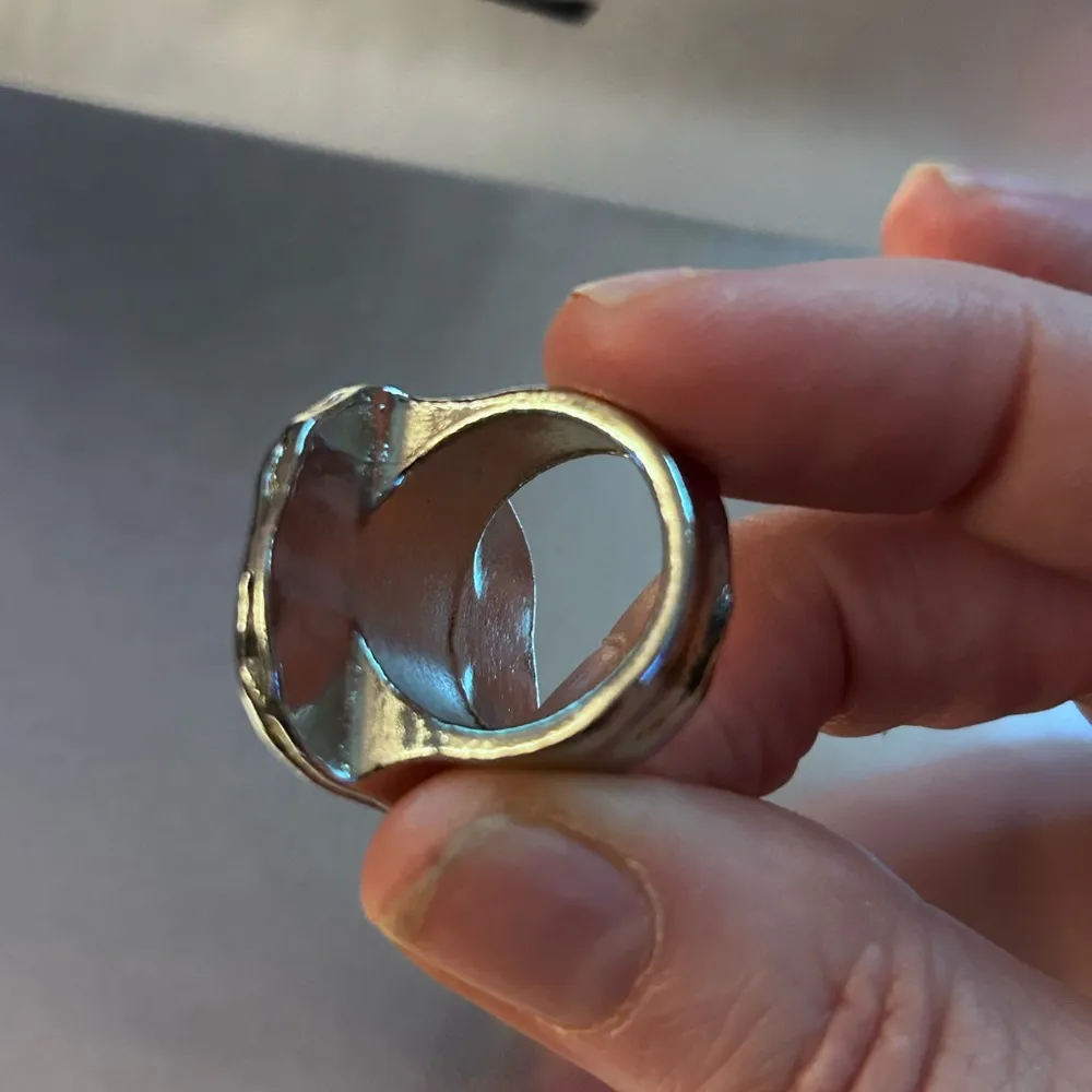 Large Chunky Black Obsidian Stone Ring. Size 8 - Image 5