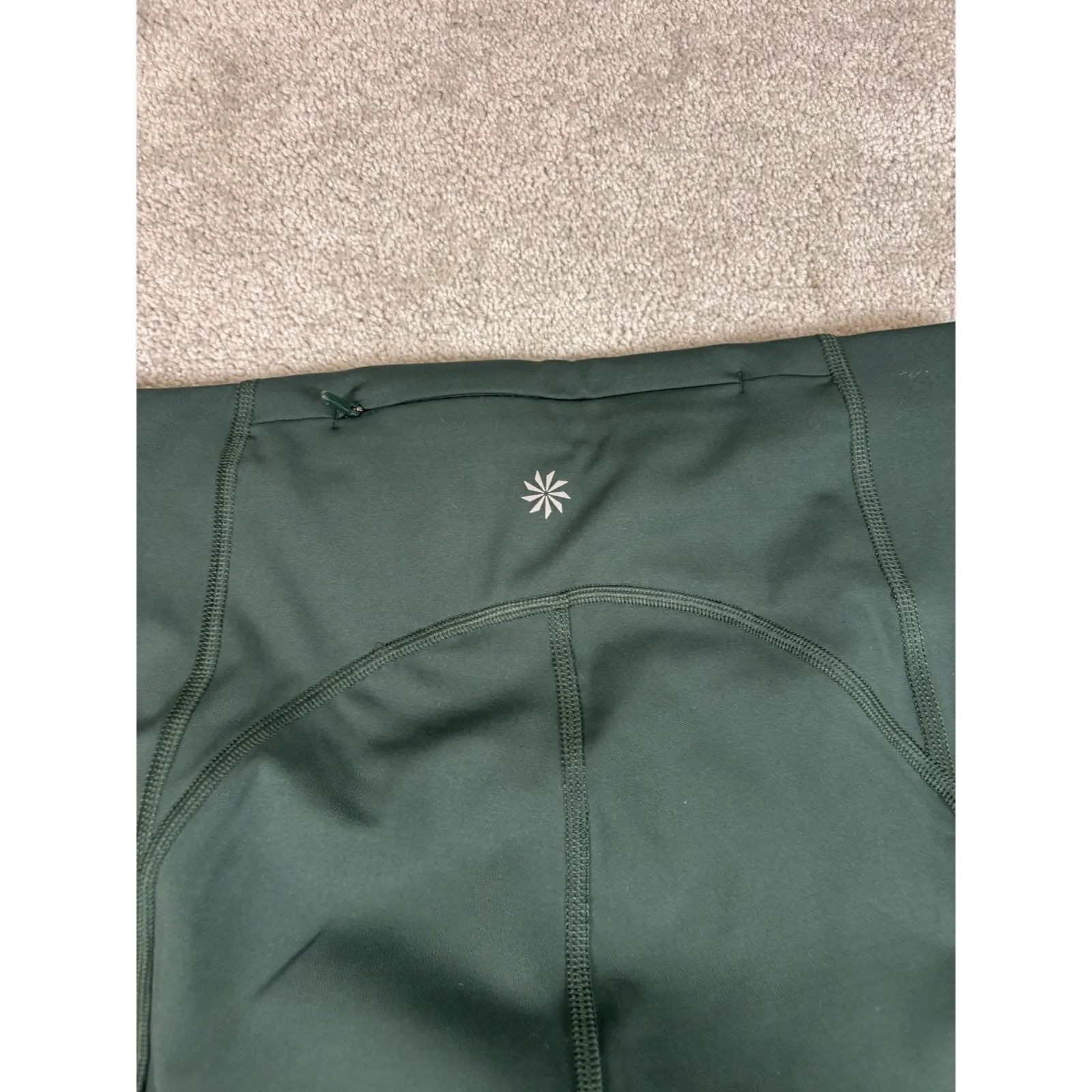 Athleta Ultimate Run 7/8 Tight-Green-Size Small EUC - Image 6