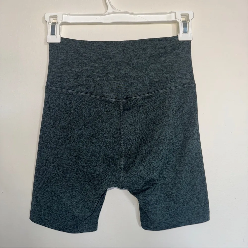 NWOT Girlfriend Collective Biker Shorts Small - Image 2