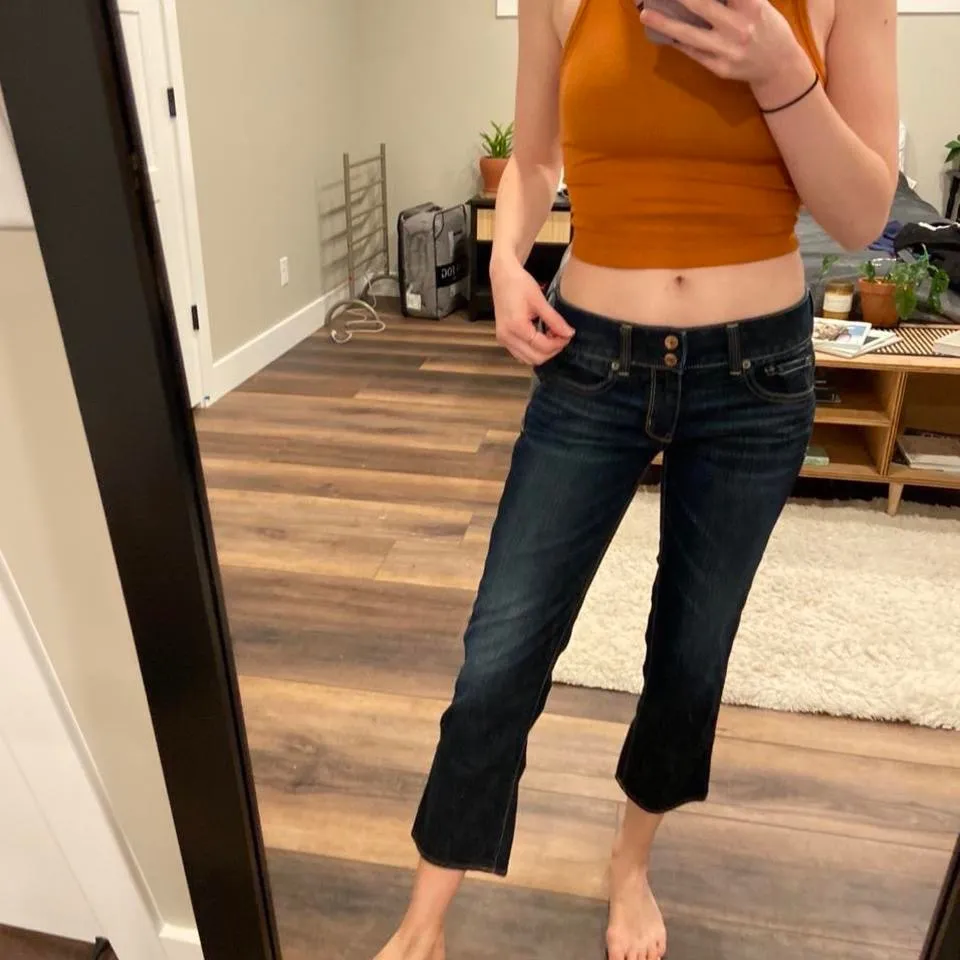 American Eagle blue Jean flare capris 🔥 - Image 2