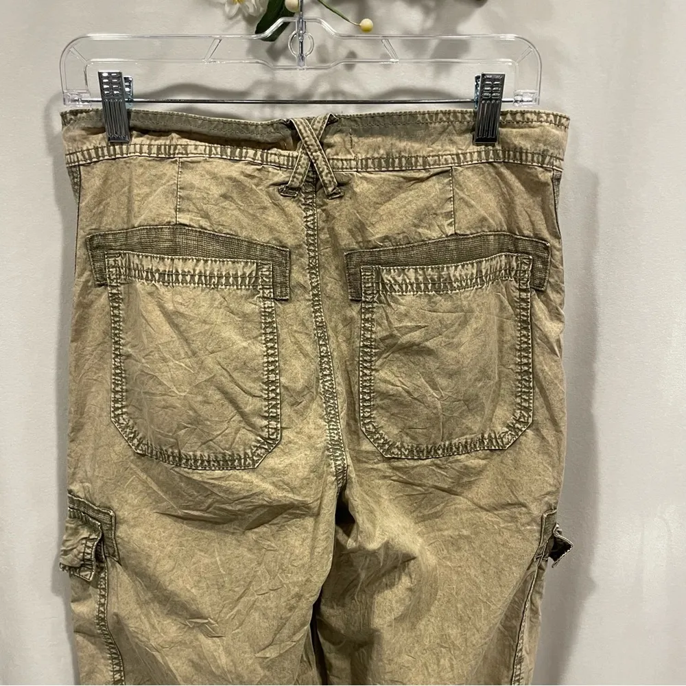 Y2K style Urban outfitters lightweight parachute cargo pants acid wash tan - Image 5