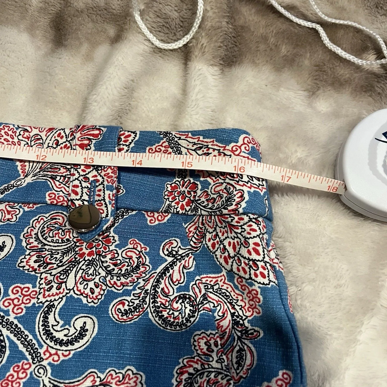 LOFT Women’s Blue Print Shorts – Size 8 EUC Ann Taylor - Image 4