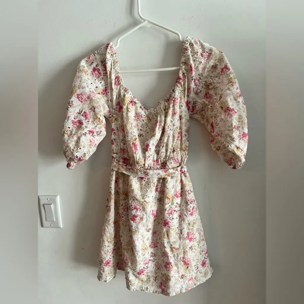 MINKPINK Cecile Mini Dress Size XS NWT Puff Sleeve Floral Eyelet - Image 12