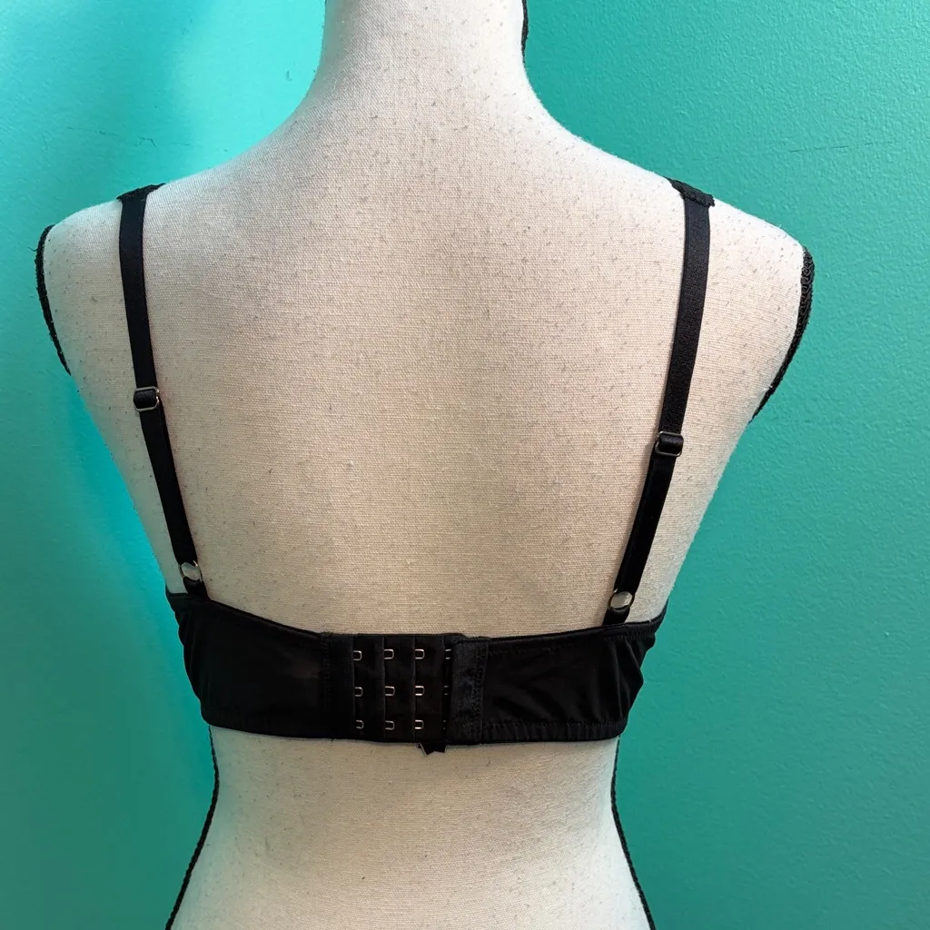 Victoria's Secret  Black Lace Bra Set - Image 8