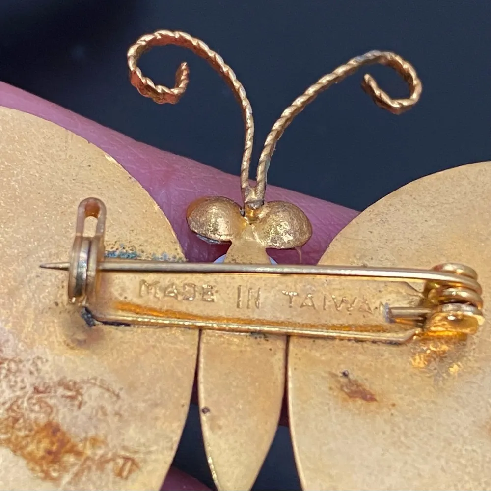 Vintage Gold - Image 11