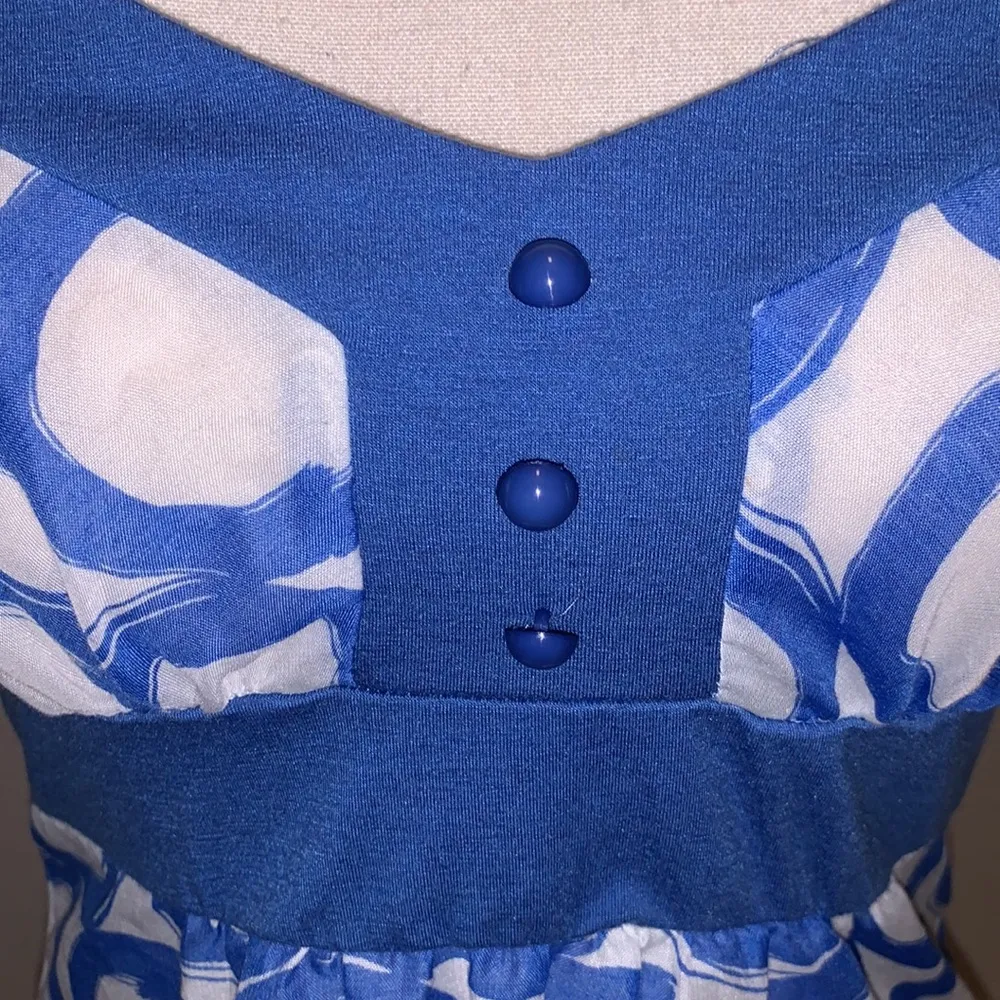 Pretty Good circle pattern blue white cami peplum tank top - Image 3
