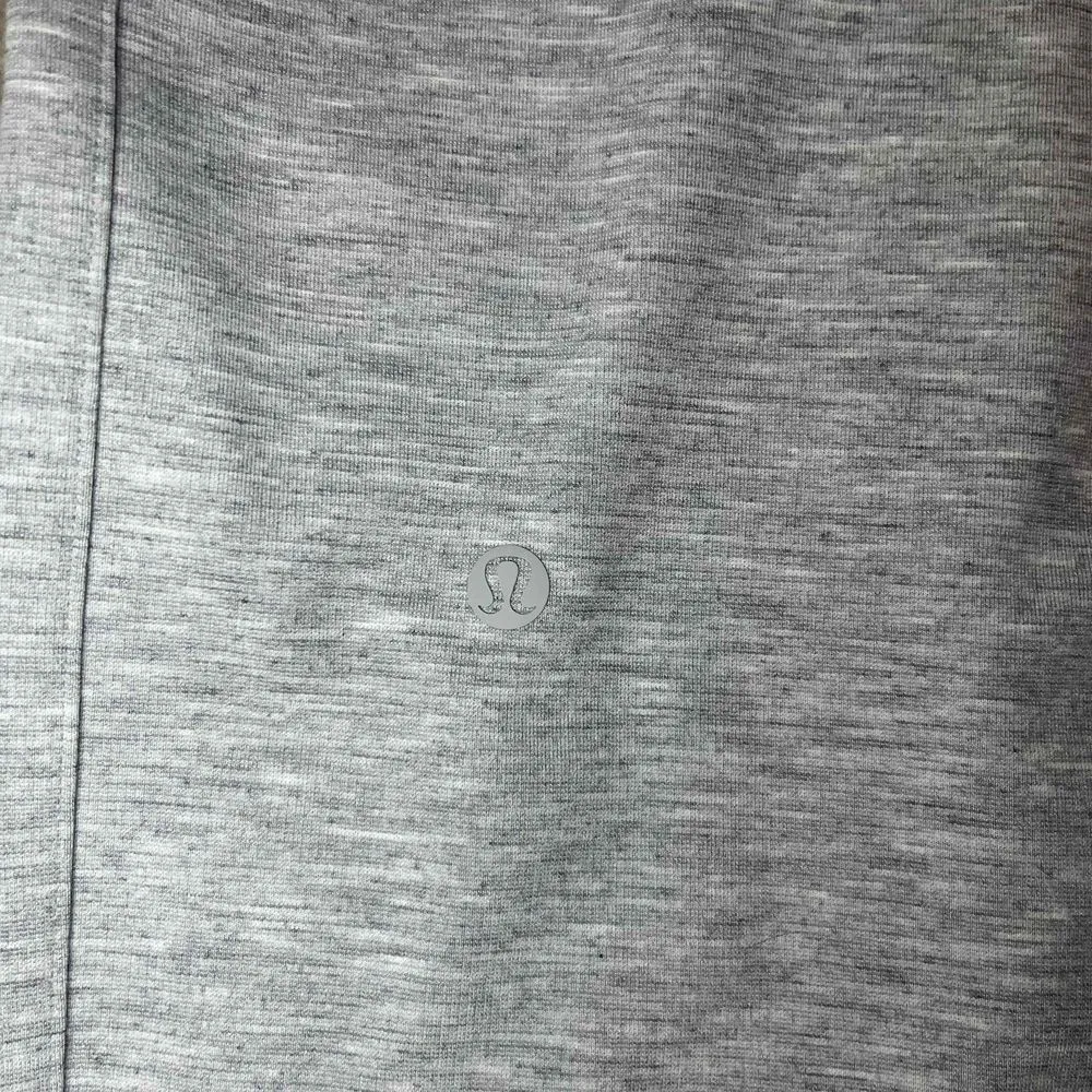 Lululemon Can You Feel The Pleat Crop *21" Gray Size 4 - Image 10