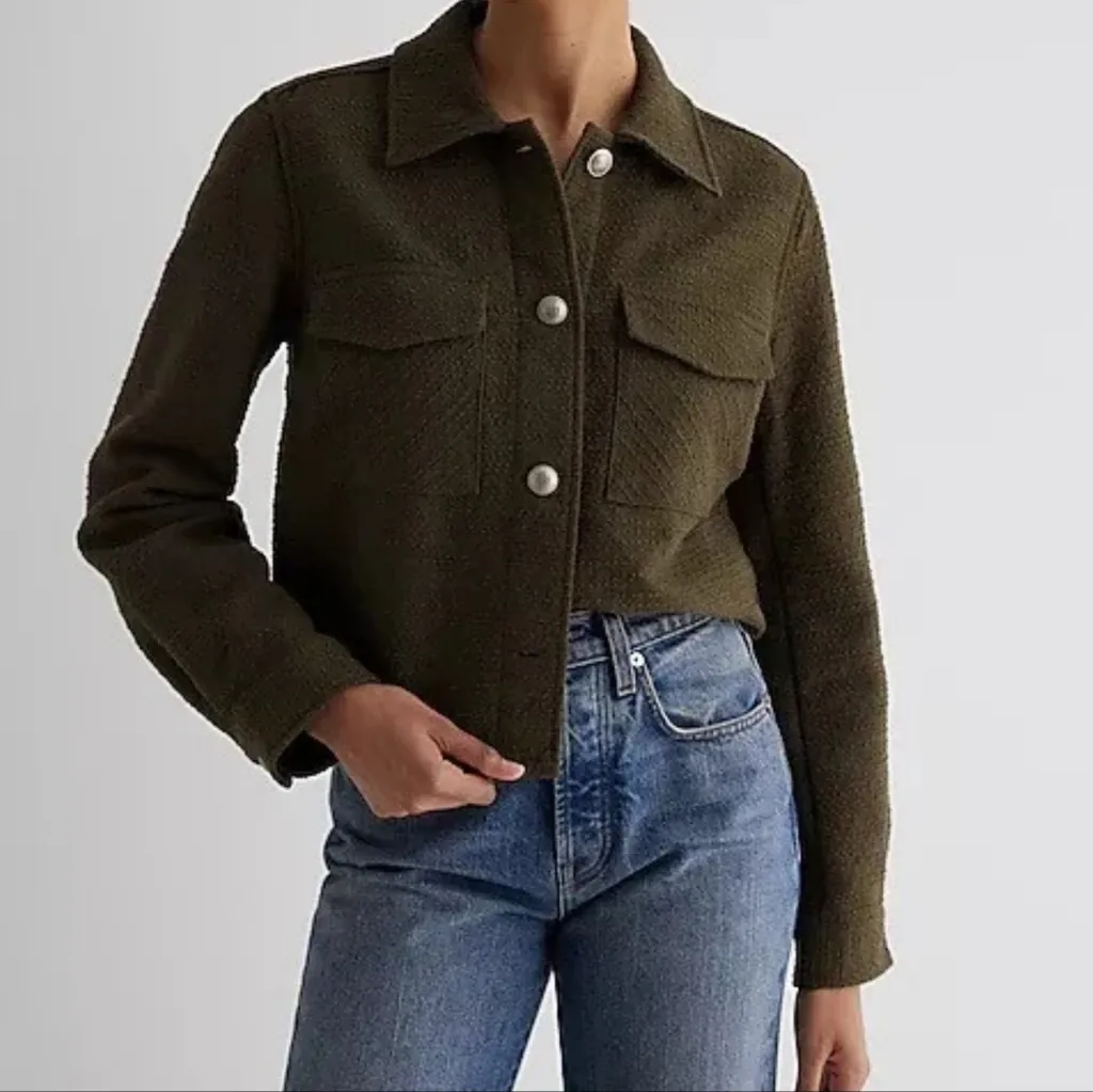 Express Boucle Tweed Button Cropped Shacket Jacket Olive Green‎ Size Large - Image 2