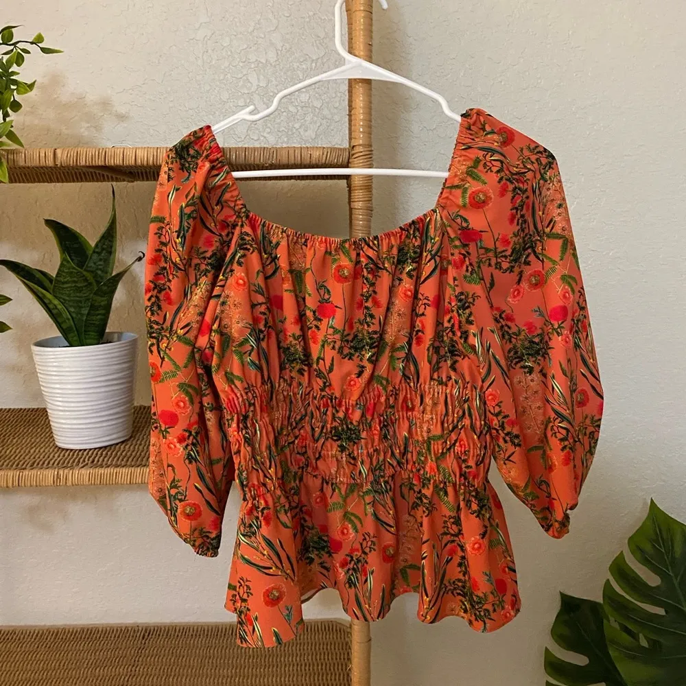 Boho Style Peach Floral Peasant Top Stretch Blouse Gianni Bini Sz Small LIKE NEW - Image 5