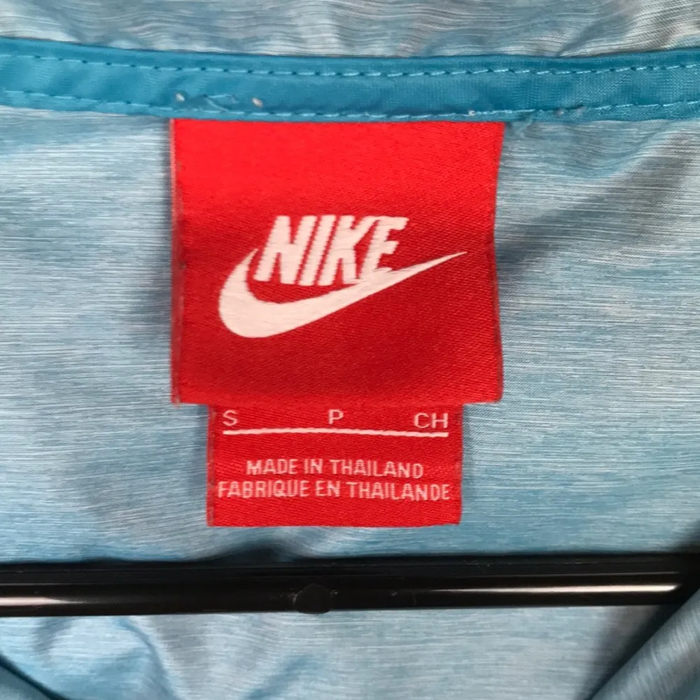 Nike Women’s N7 Blue Black Windbreaker Athletic Running Workout Hooded Jacket - Image 11