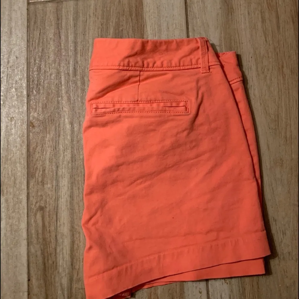 Old Navy shorts - Image 2