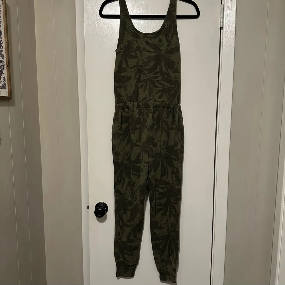 Prana Women Cozy Up Jumpsuit Cargo Palms size XS - Image 3