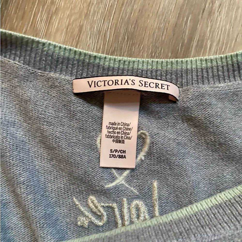 Victoria's Secret Embroidered Gray Crew‎ Neck Long Sleeve Cashmere Sweater Small - Image 3