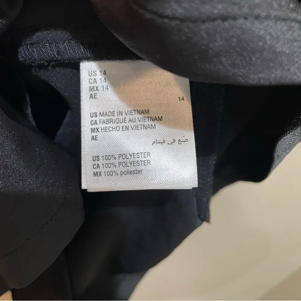 Bar III  Double-Breasted Romper Short Sleeve Black Size Medium - Image 11