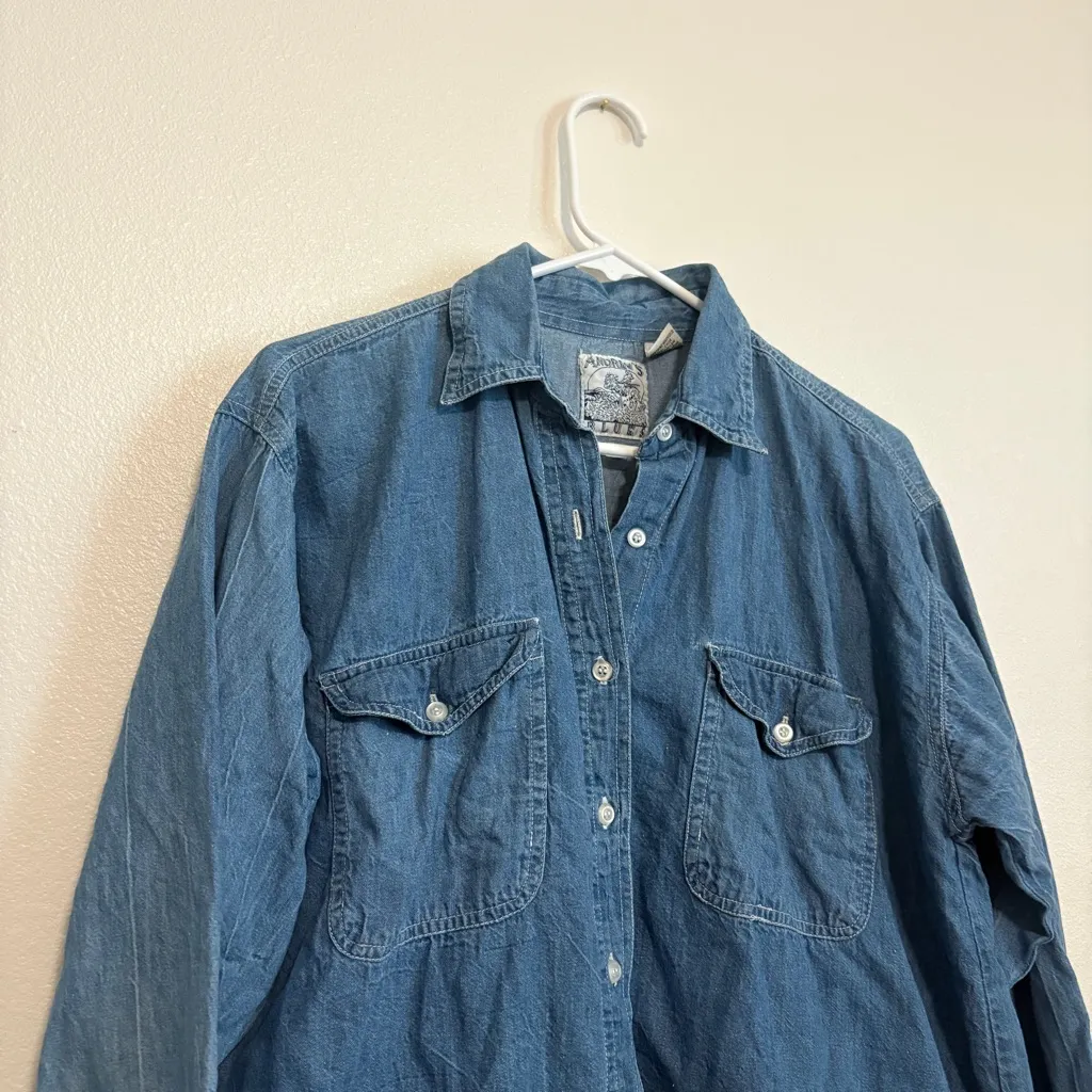 Women’s Medium Vintage Western Blue Denim Button - Image 3