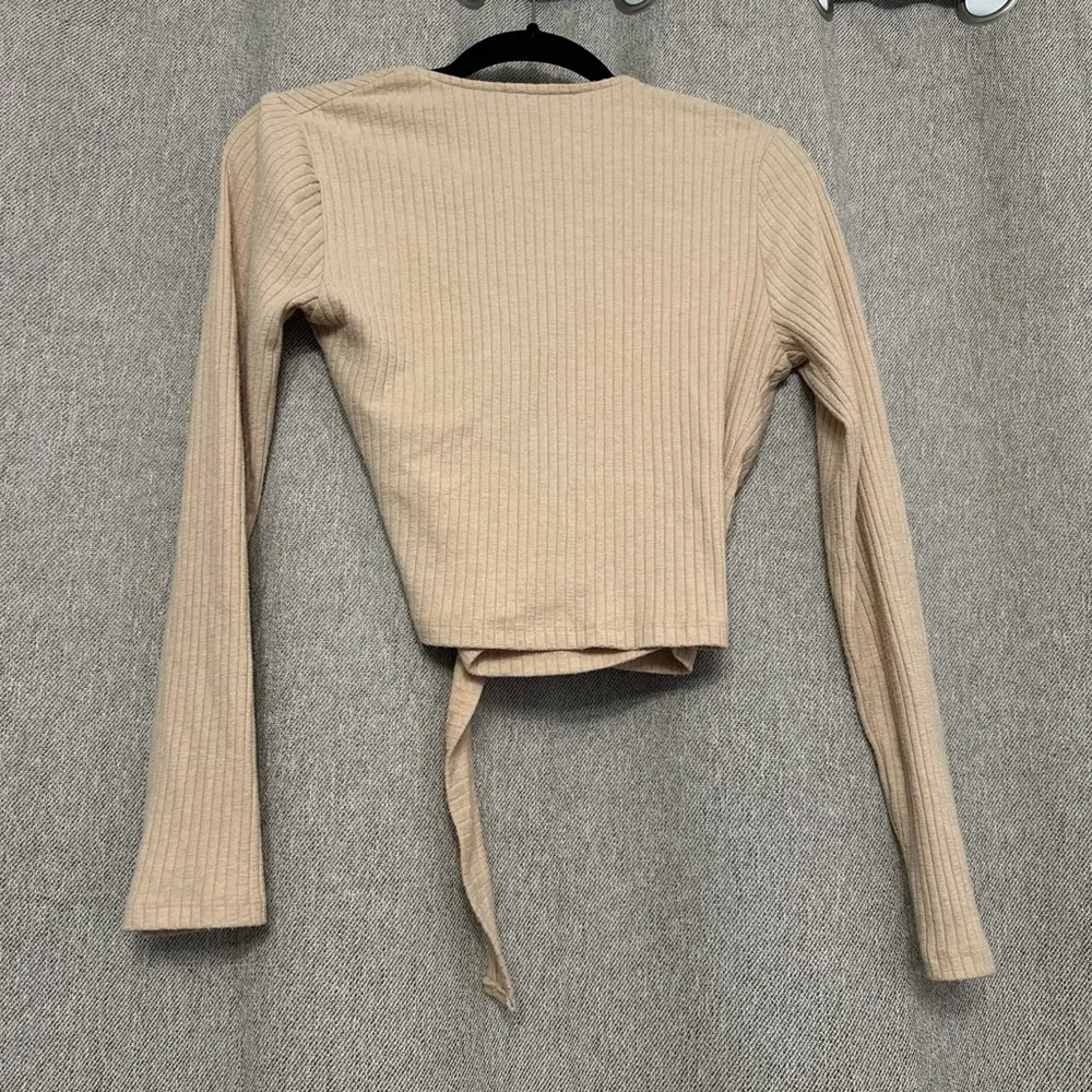 Beach Cream Wrap Top size S - Image 2