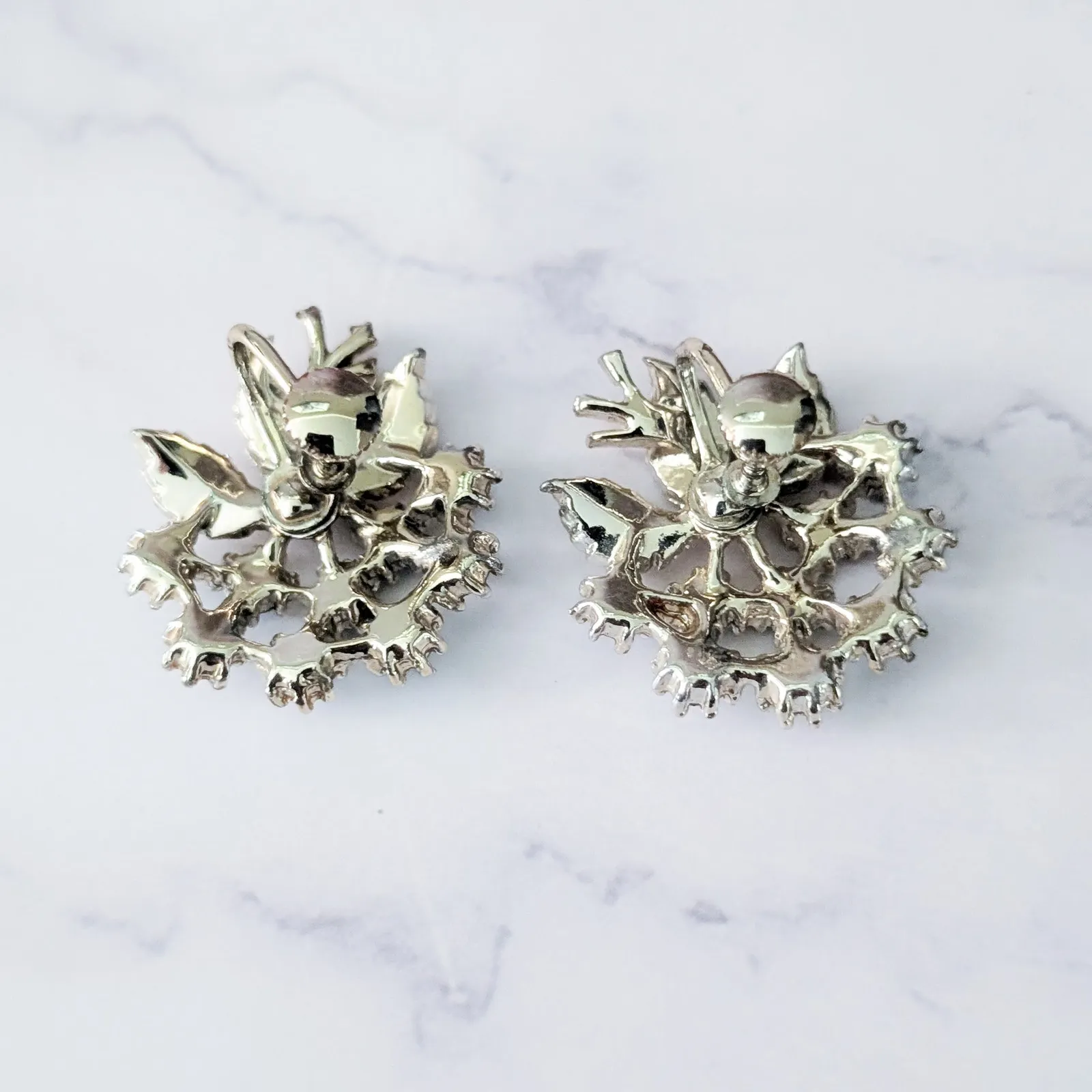 Vintage Screw On Earrings Large Gold Tone with Iridescent Blue Gems - Image 5