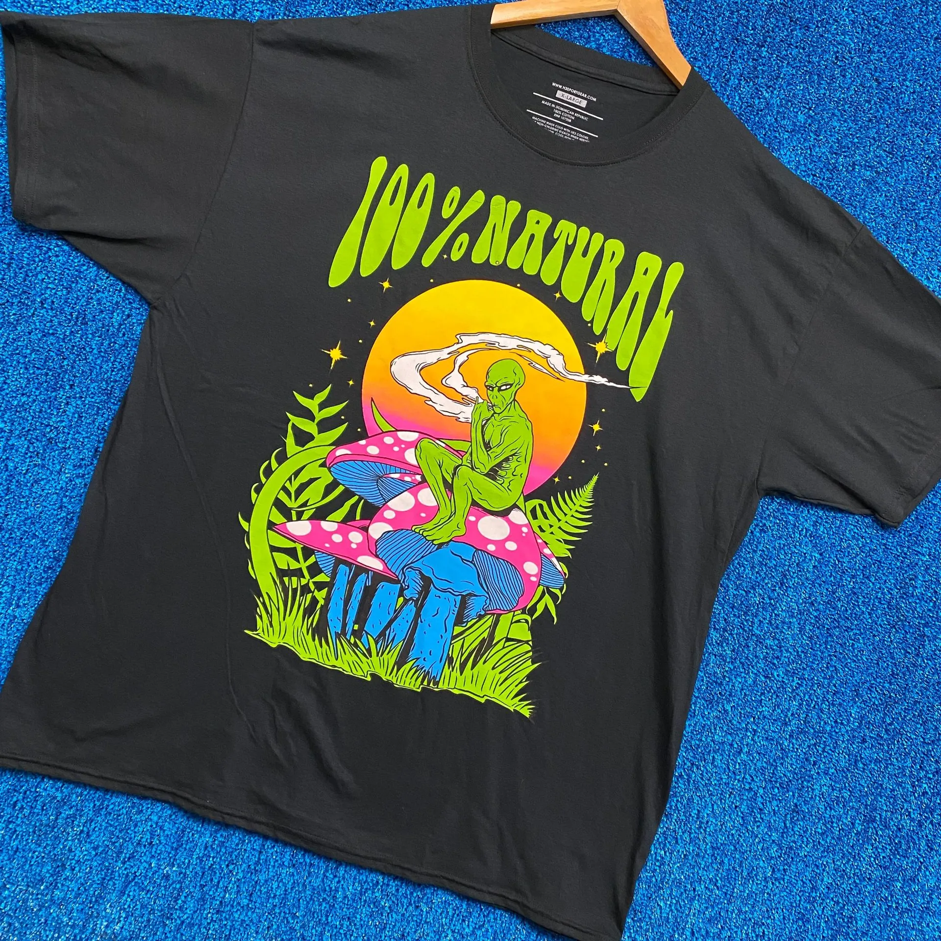 100% Alien t - Image 3