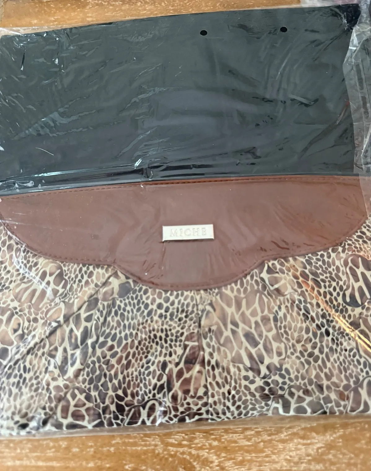 MICHE Clutch Handbag Brown Leopard Print Convertible Wallet Organizer shell only - Image 1