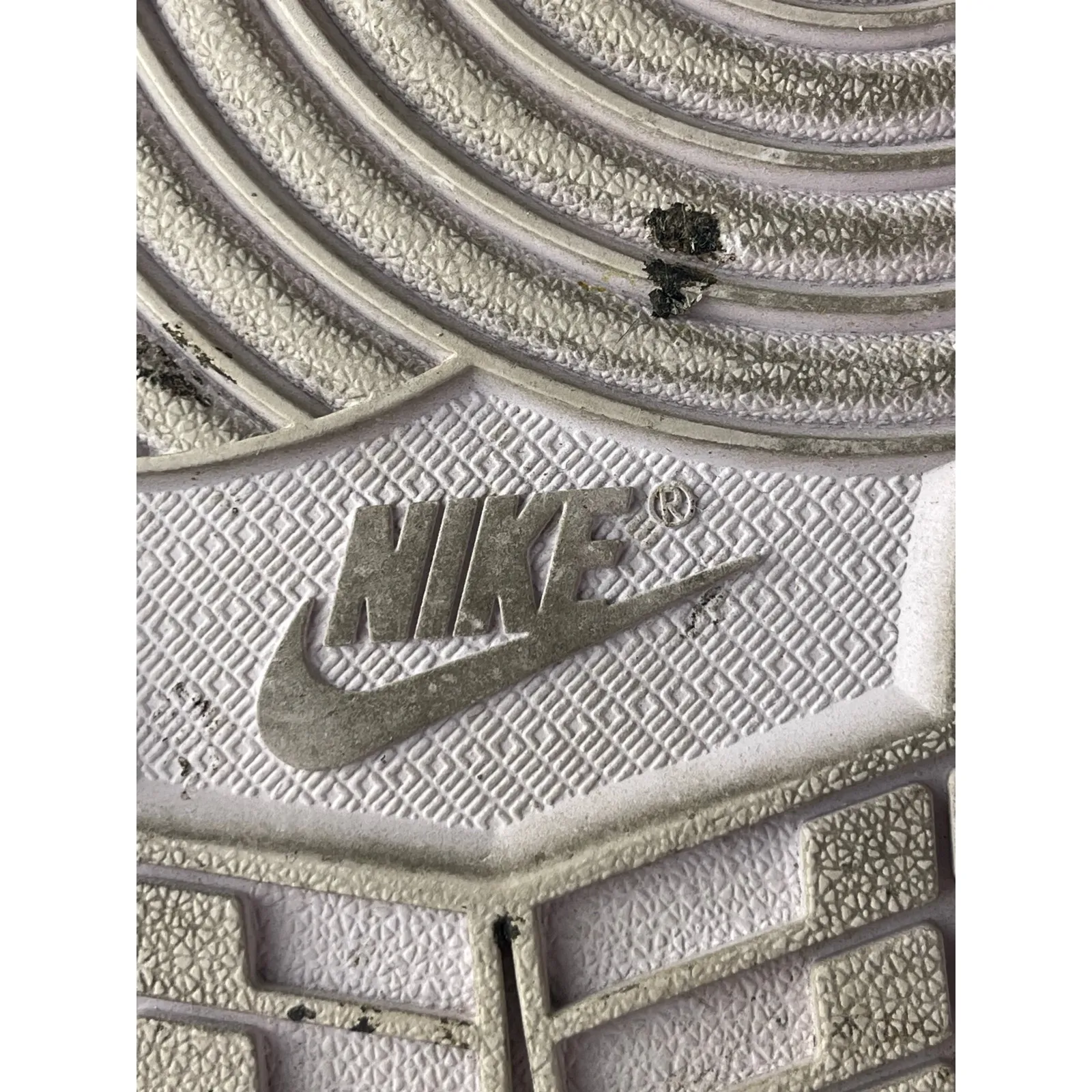 Nike Air Jordan 1 Mid Pink White Lace Up High Top Athletic Sneakers Shoes Sz 7.5 - Image 7